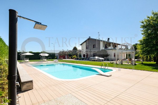 appartamento in vendita a Robecco sul Naviglio