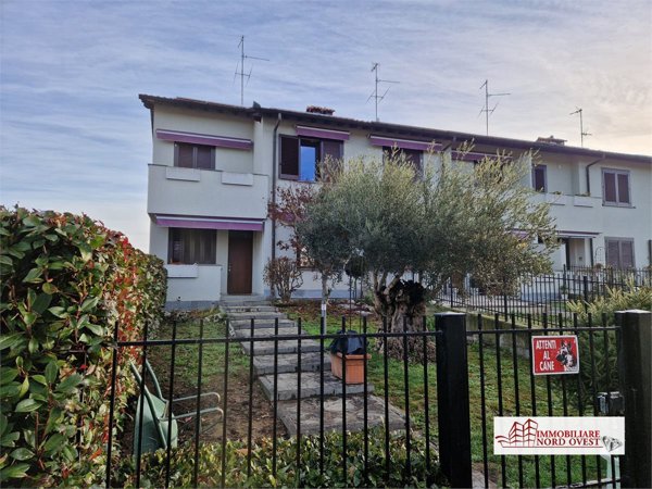 casa indipendente in vendita a Robecco sul Naviglio