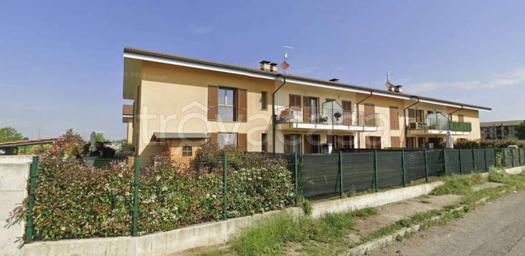 appartamento in vendita a Robecco sul Naviglio