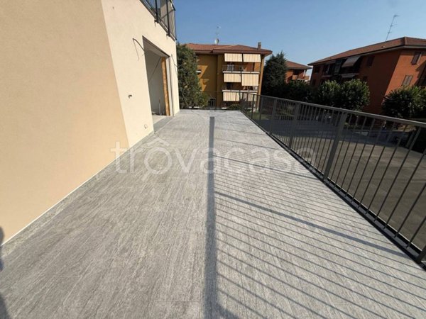 appartamento in vendita a Robecco sul Naviglio