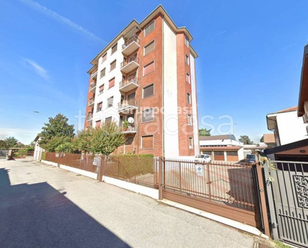 appartamento in vendita a Robecco sul Naviglio