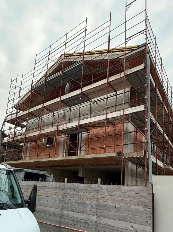 appartamento in vendita a Robecco sul Naviglio