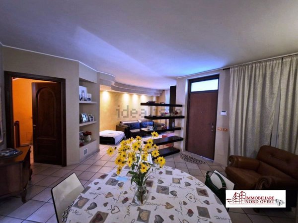 casa indipendente in vendita a Robecco sul Naviglio