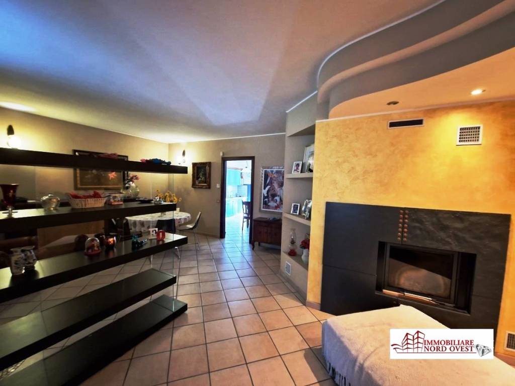 casa indipendente in vendita a Robecco sul Naviglio