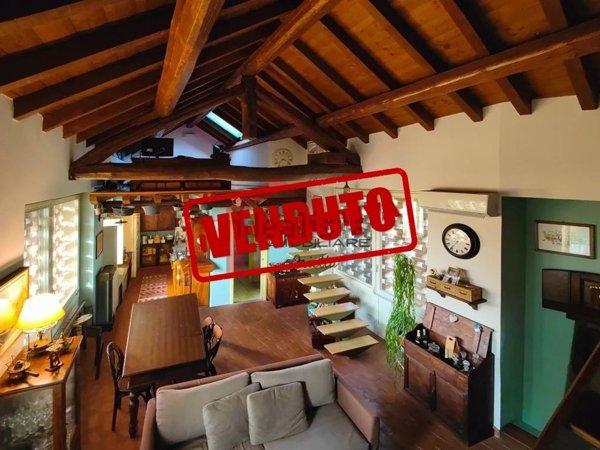 appartamento in vendita a Robecco sul Naviglio