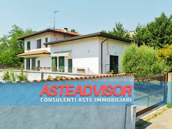 casa indipendente in vendita a Robecco sul Naviglio