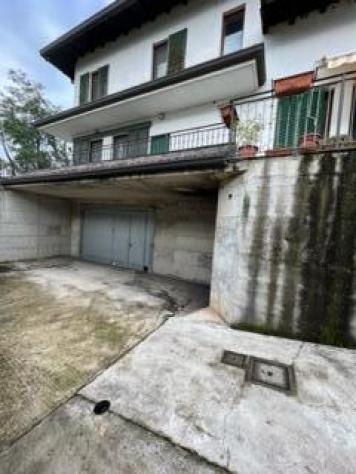 negozio in vendita a Robecco sul Naviglio