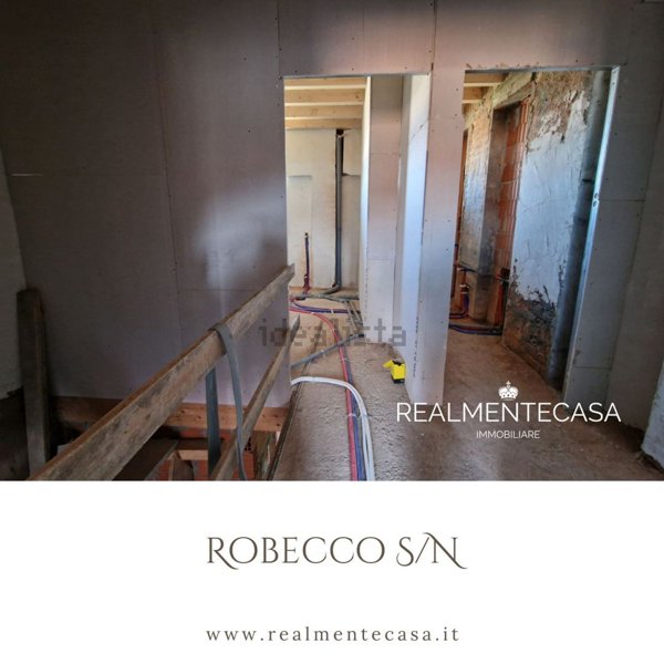 appartamento in vendita a Robecco sul Naviglio