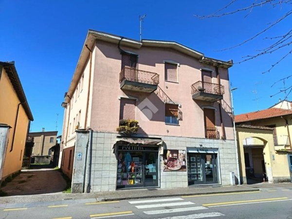 appartamento in vendita a Robecco sul Naviglio