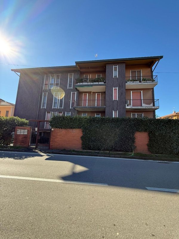 appartamento in vendita a Robecco sul Naviglio