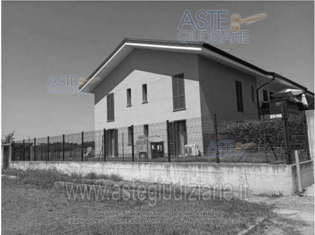 appartamento in vendita a Robecco sul Naviglio