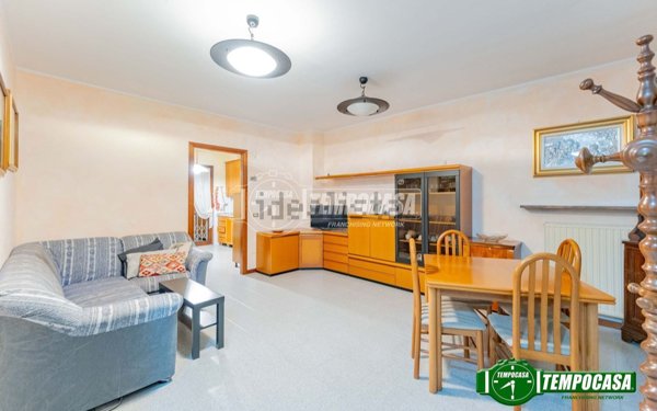 casa indipendente in vendita a Robecco sul Naviglio in zona Carpenzago