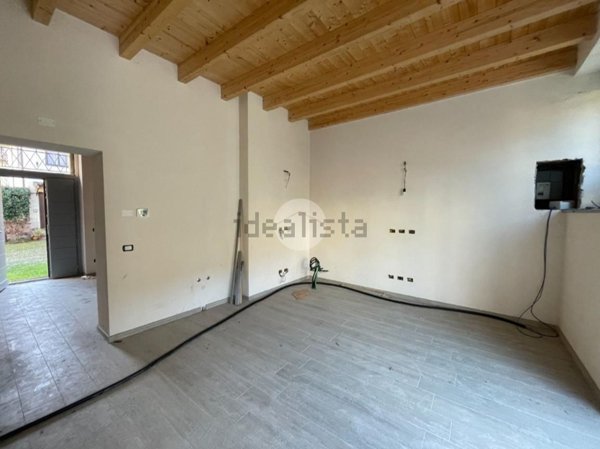 appartamento in vendita a Robecco sul Naviglio