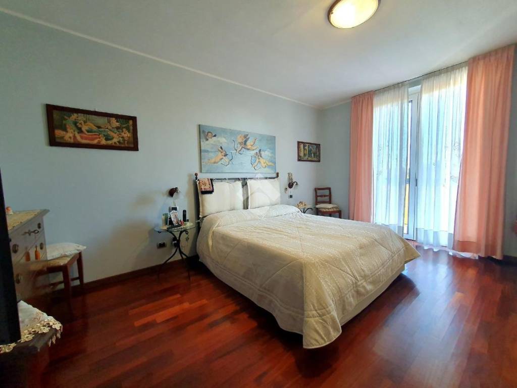 casa indipendente a Robecco sul Naviglio in zona Castellazzo de' Barzi
