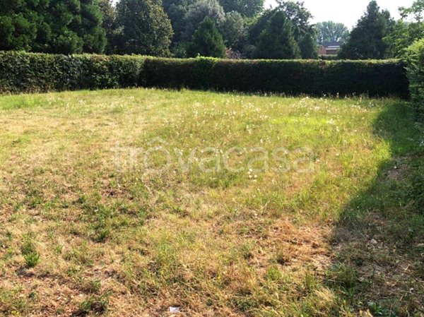 casa indipendente in vendita a Robecco sul Naviglio in zona Casterno
