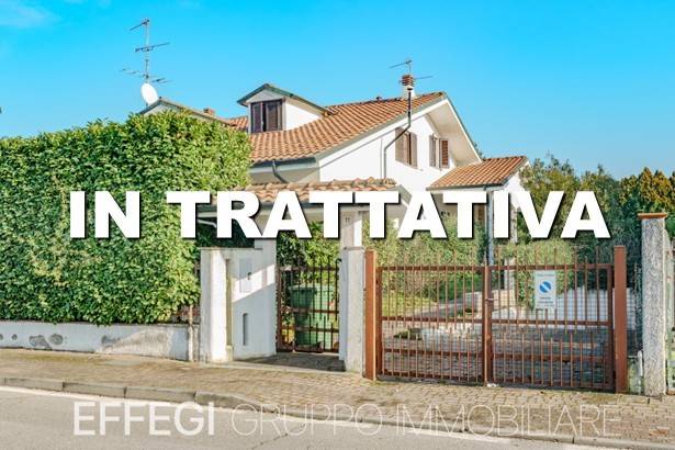 casa indipendente in vendita a Rodano