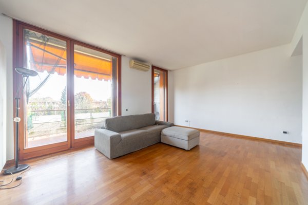 appartamento in vendita a Rodano