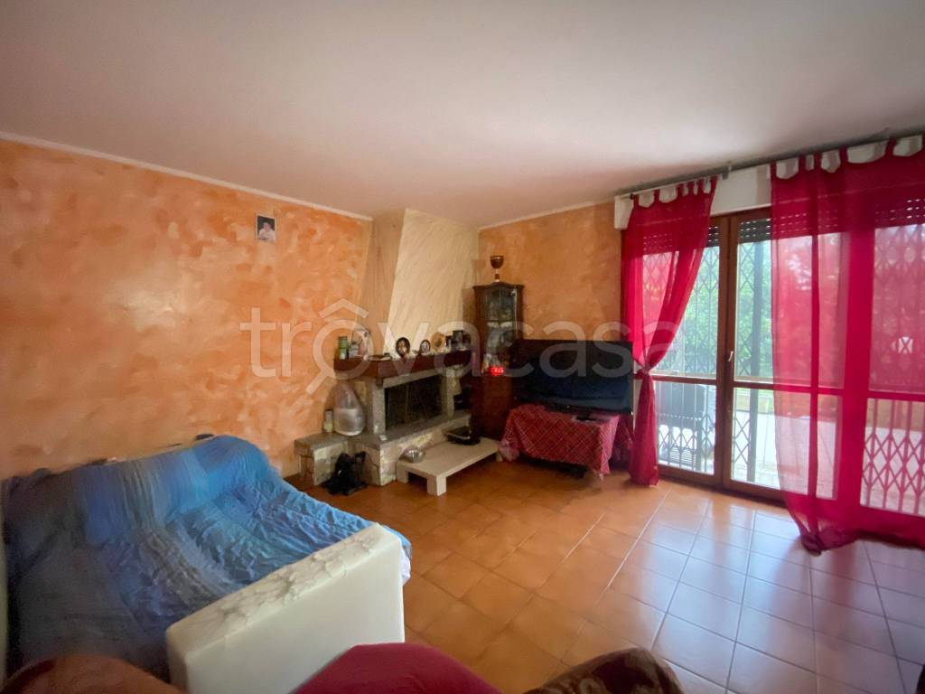 casa indipendente in vendita a Rodano