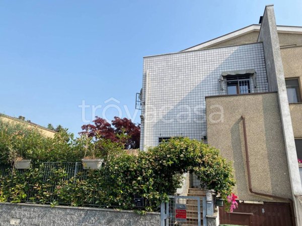 casa indipendente in vendita a Rodano
