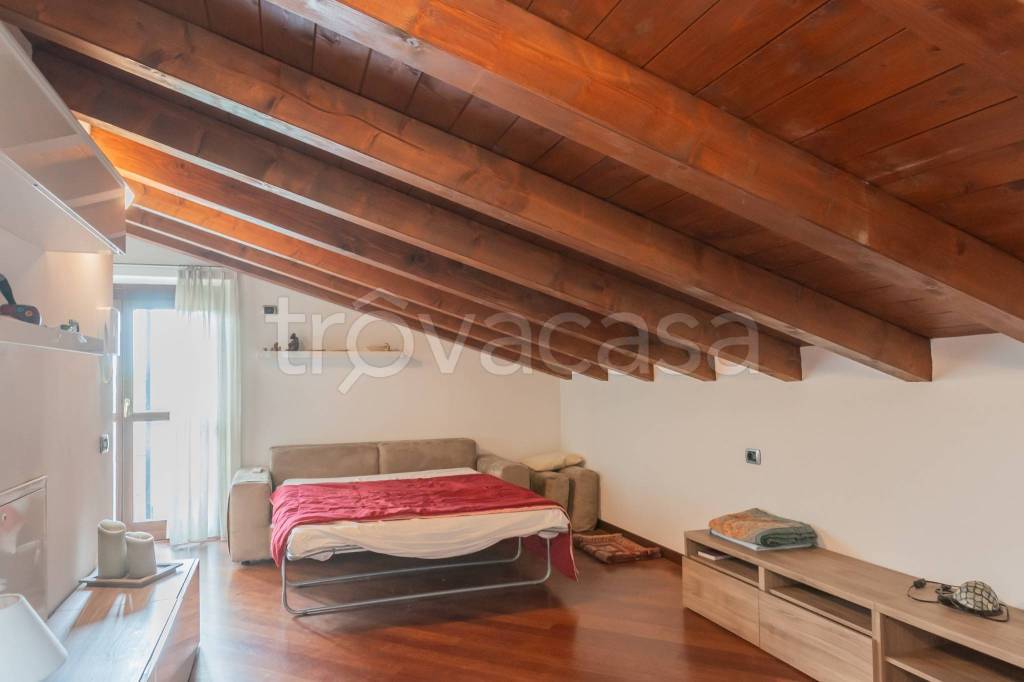 appartamento in vendita a Rodano