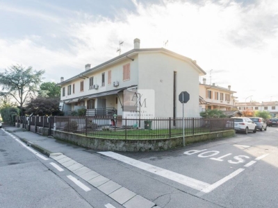 casa indipendente in vendita a Rodano