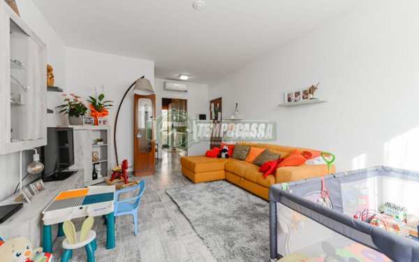 appartamento in vendita a Rodano