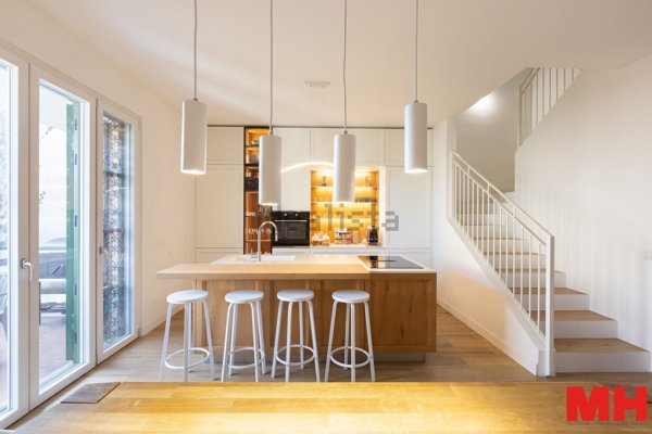 casa indipendente in vendita a Rodano