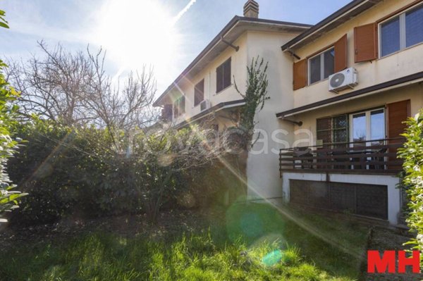 casa indipendente in vendita a Rodano
