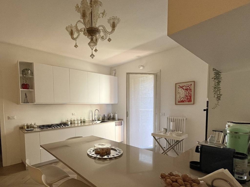 appartamento in vendita a Rodano