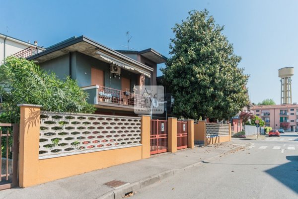 appartamento in vendita a Rodano