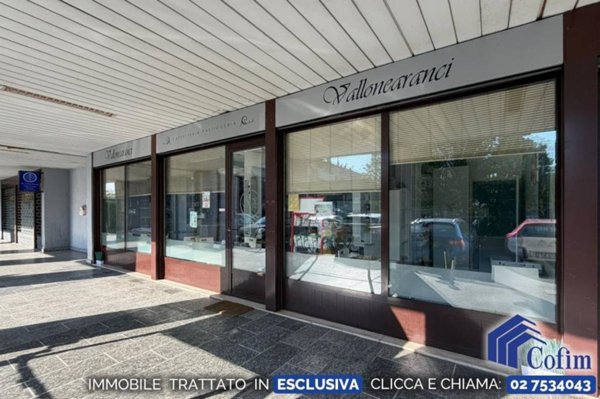 negozio in vendita a Rodano