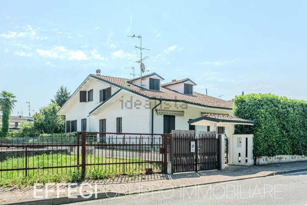 appartamento in vendita a Rodano