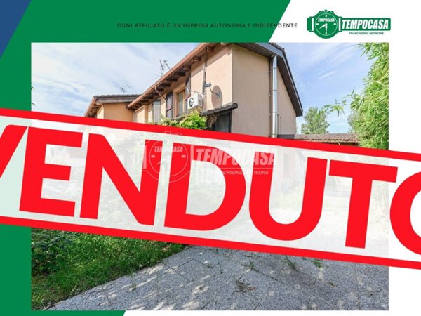 casa indipendente in vendita a Rodano