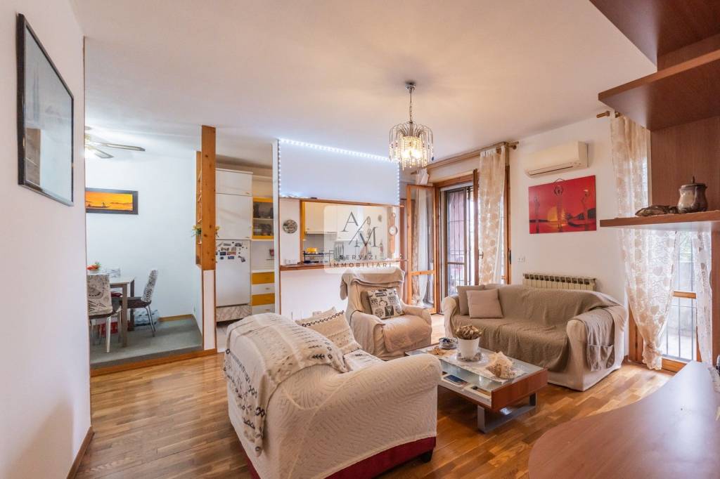 appartamento in vendita a Rodano