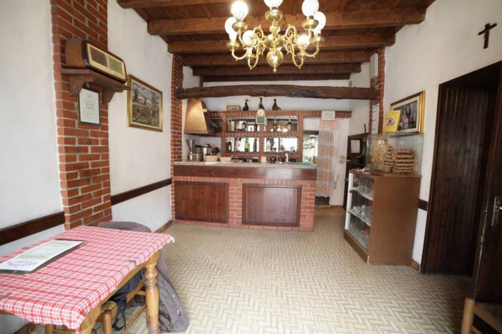 negozio in vendita a Rosate