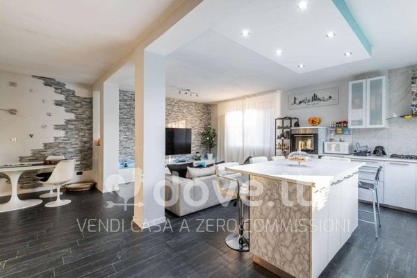 appartamento in vendita a Rosate