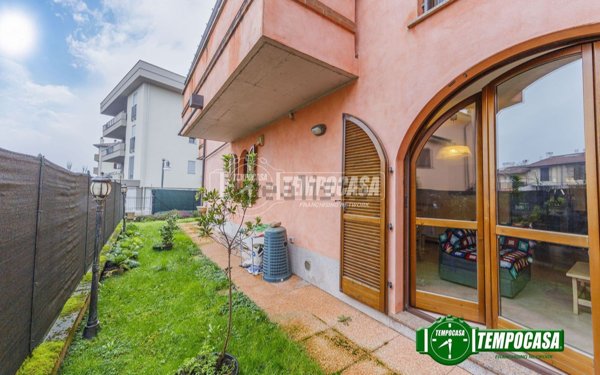 appartamento in vendita a Rosate