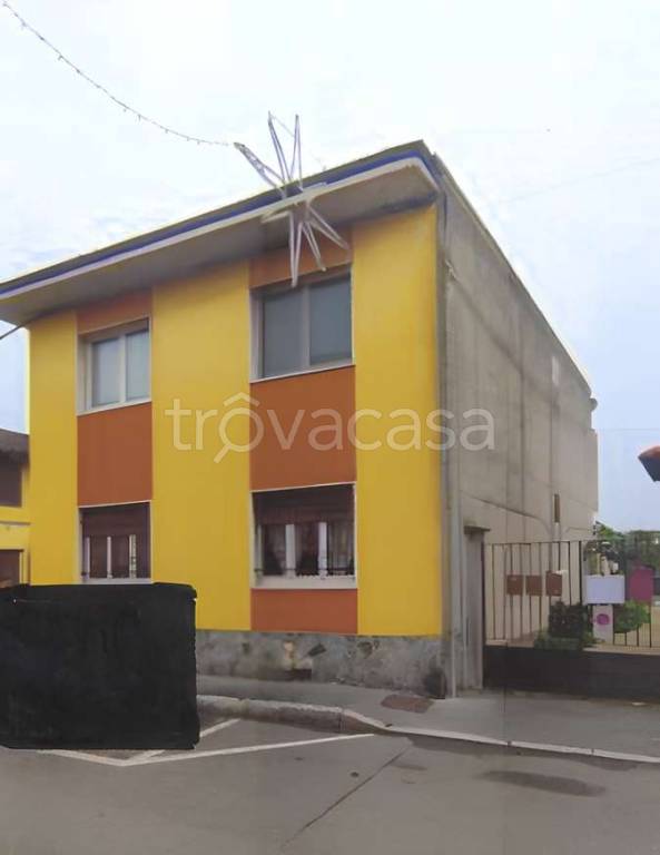 appartamento in vendita a Rosate