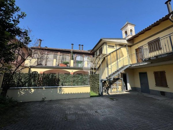 appartamento in vendita a Rosate