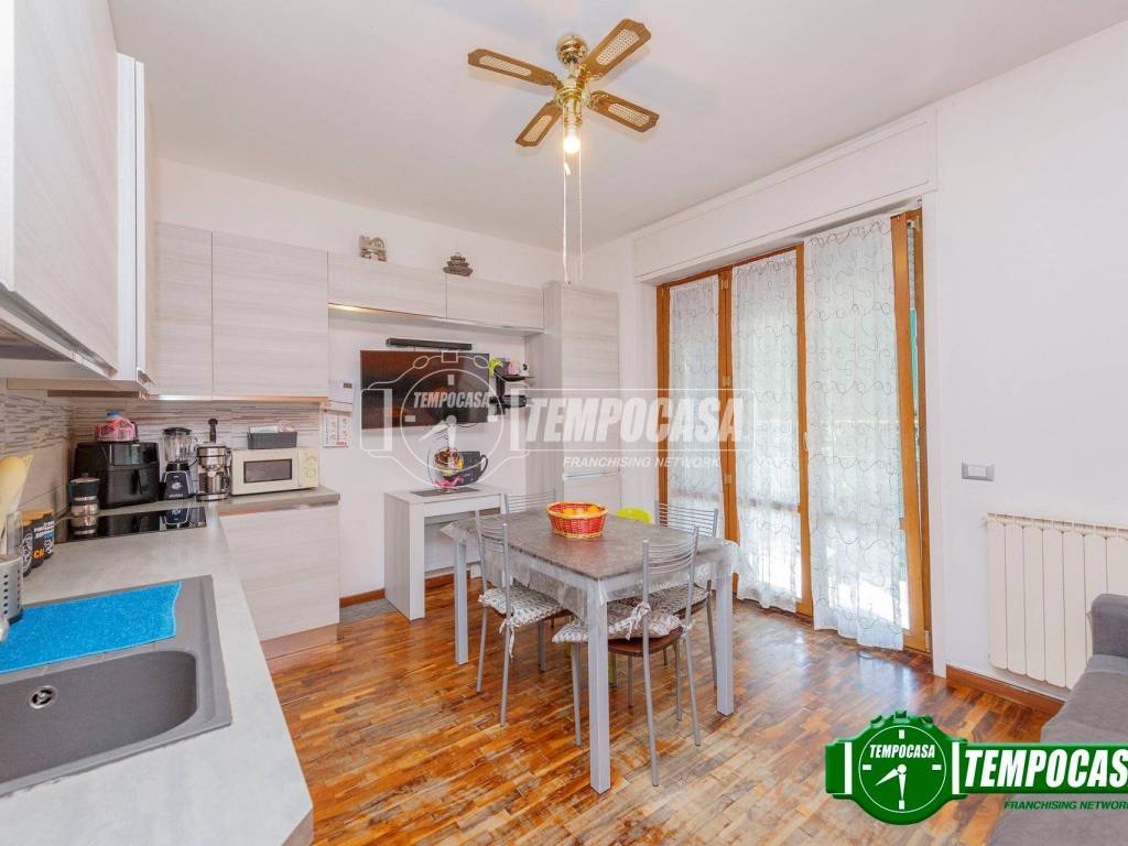 appartamento in vendita a Rosate