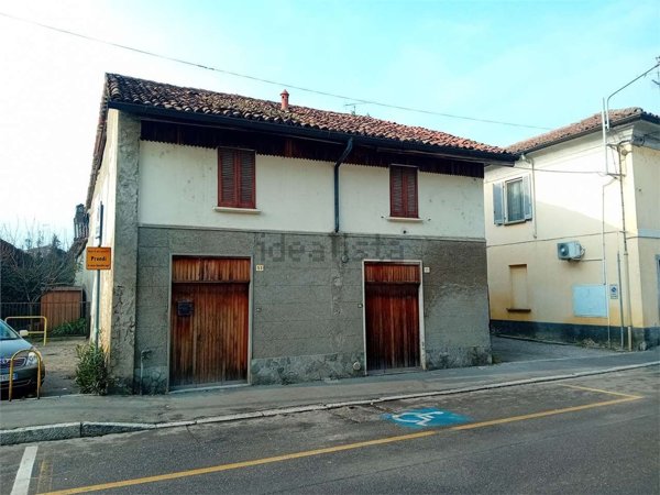 pentavano in vendita a Rosate