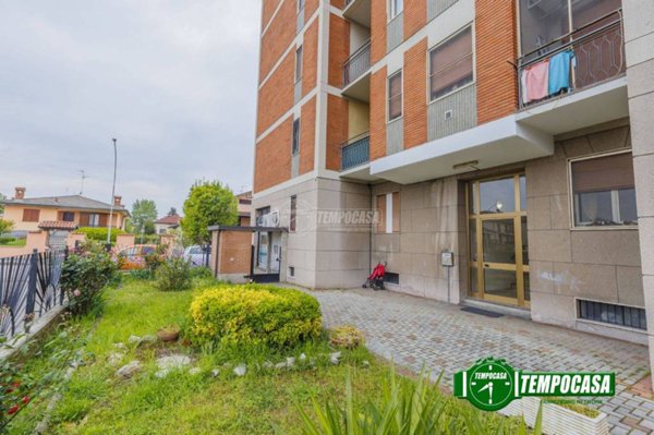 appartamento in vendita a Rosate