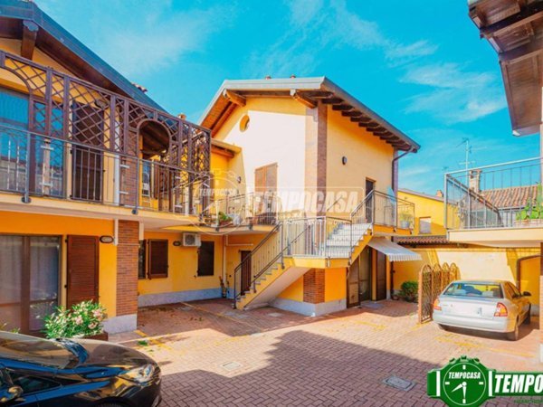 appartamento in vendita a Rosate