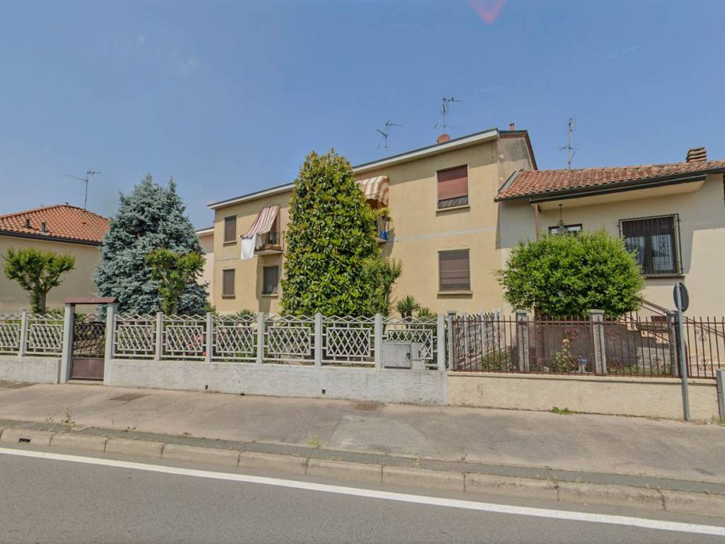 appartamento in vendita a Rosate