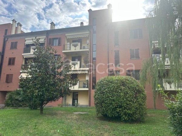 appartamento in vendita a Rosate