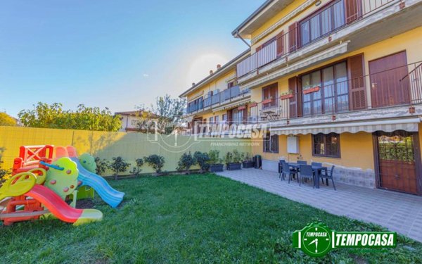 appartamento in vendita a Rosate