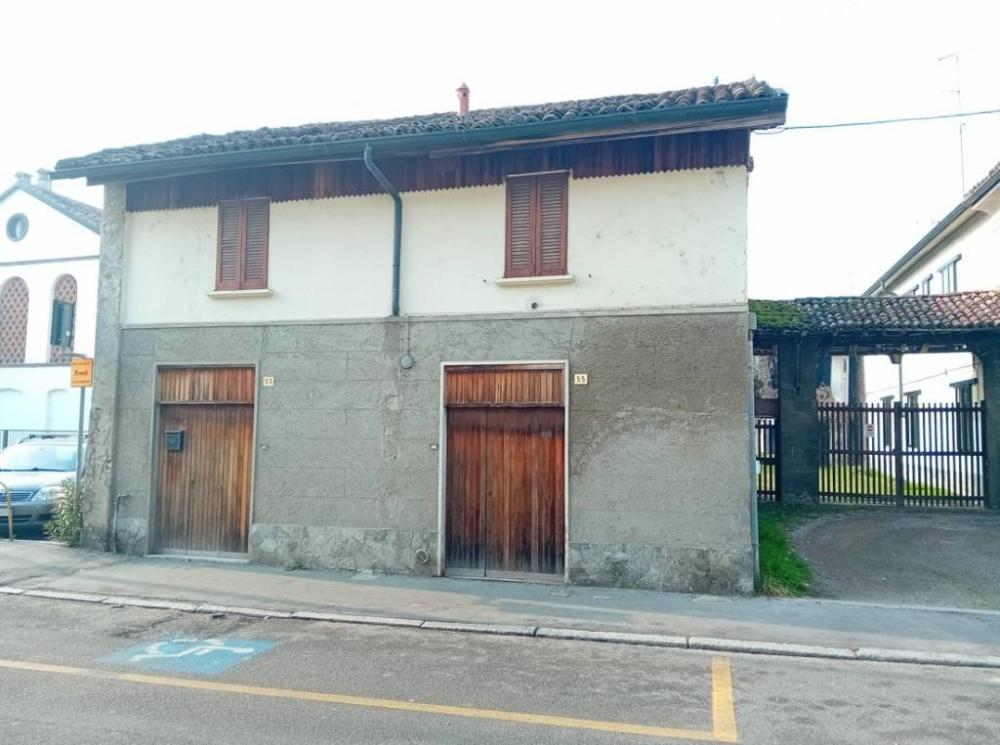 casa indipendente in vendita a Rosate