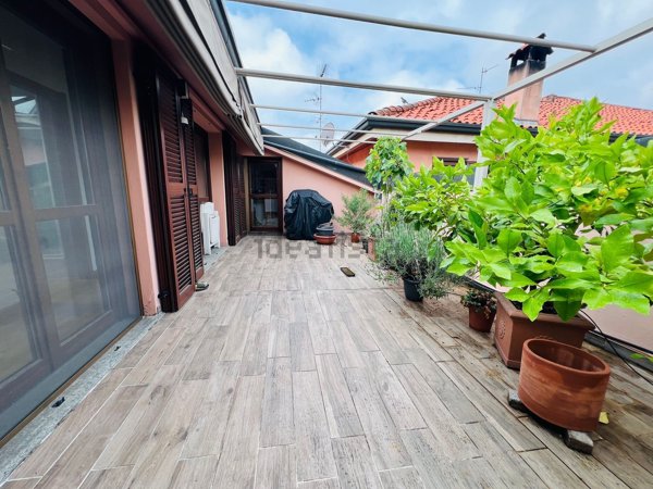 appartamento in vendita a Rosate