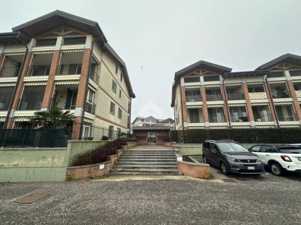 appartamento in vendita a Rosate
