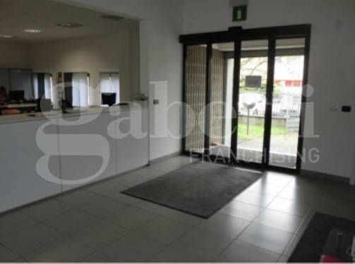 capannone in vendita a Rosate